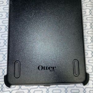 OTTERBOX DEFENDER SERIES Case for iPad (5th and 6th Gen iPad)